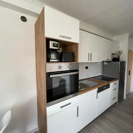 Apartment Stipe